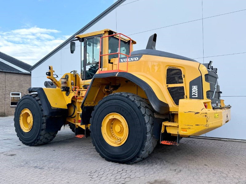 Volvo L220H - German Machine / 3rd Function - Chargeuse sur pneus: photos 3 Volvo L220H - German Machine / 3rd Function - Chargeuse sur pneus: photos 3