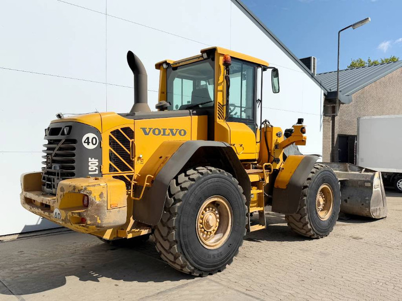 Volvo L90F - German Machine / 3rd Function / Auto Lube - Chargeuse sur pneus: photos 5 Volvo L90F - German Machine / 3rd Function / Auto Lube - Chargeuse sur pneus: photos 5