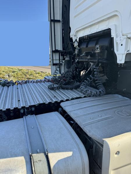 MAN TGX 33.640 - Tracteur routier: photos 5 MAN TGX 33.640 - Tracteur routier: photos 5