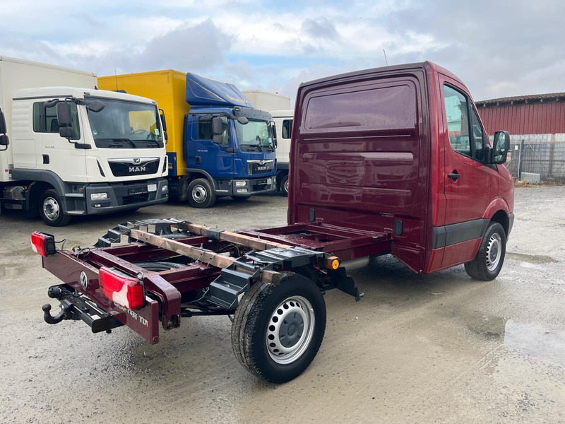 Volkswagen Crafter Fahrgestell 4x2 Euro 5 AHK (6) - Véhicule utilitaire: photos 5 Volkswagen Crafter Fahrgestell 4x2 Euro 5 AHK (6) - Véhicule utilitaire: photos 5