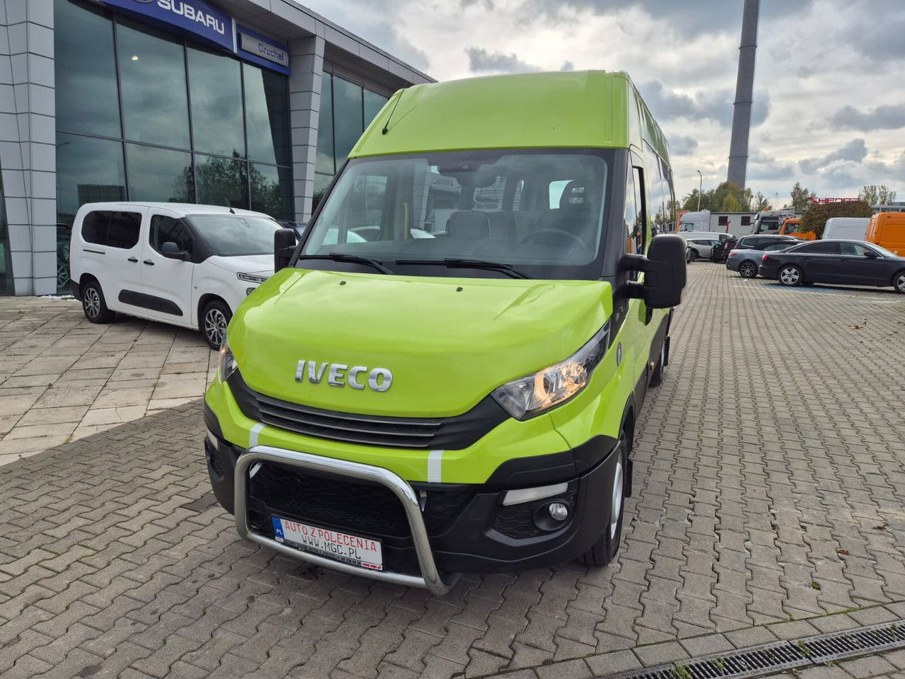 Iveco Daily 35S12 Hi-Matic / 10 Seats / Super Condition - Minibus, Transport de personnes: photos 2 Iveco Daily 35S12 Hi-Matic / 10 Seats / Super Condition - Minibus, Transport de personnes: photos 2