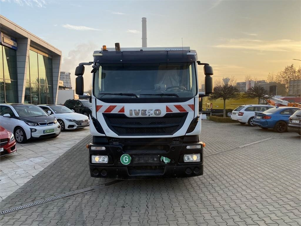 Iveco Stralis 330 EEV / FAUN VARIO PRESS 11 27M3 / SERVI - Benne à ordures ménagères: photos 4 Iveco Stralis 330 EEV / FAUN VARIO PRESS 11 27M3 / SERVI - Benne à ordures ménagères: photos 4