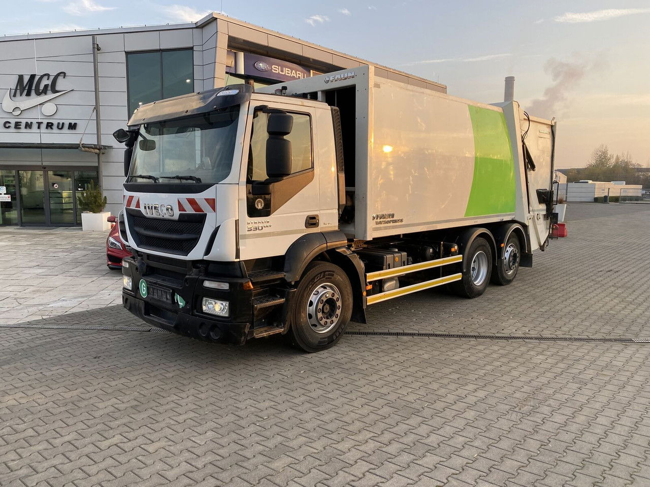 Iveco Stralis 330 EEV / Faun Vario Press 11 / Service NEW / TOP - Benne à ordures ménagères: photos 2 Iveco Stralis 330 EEV / Faun Vario Press 11 / Service NEW / TOP - Benne à ordures ménagères: photos 2