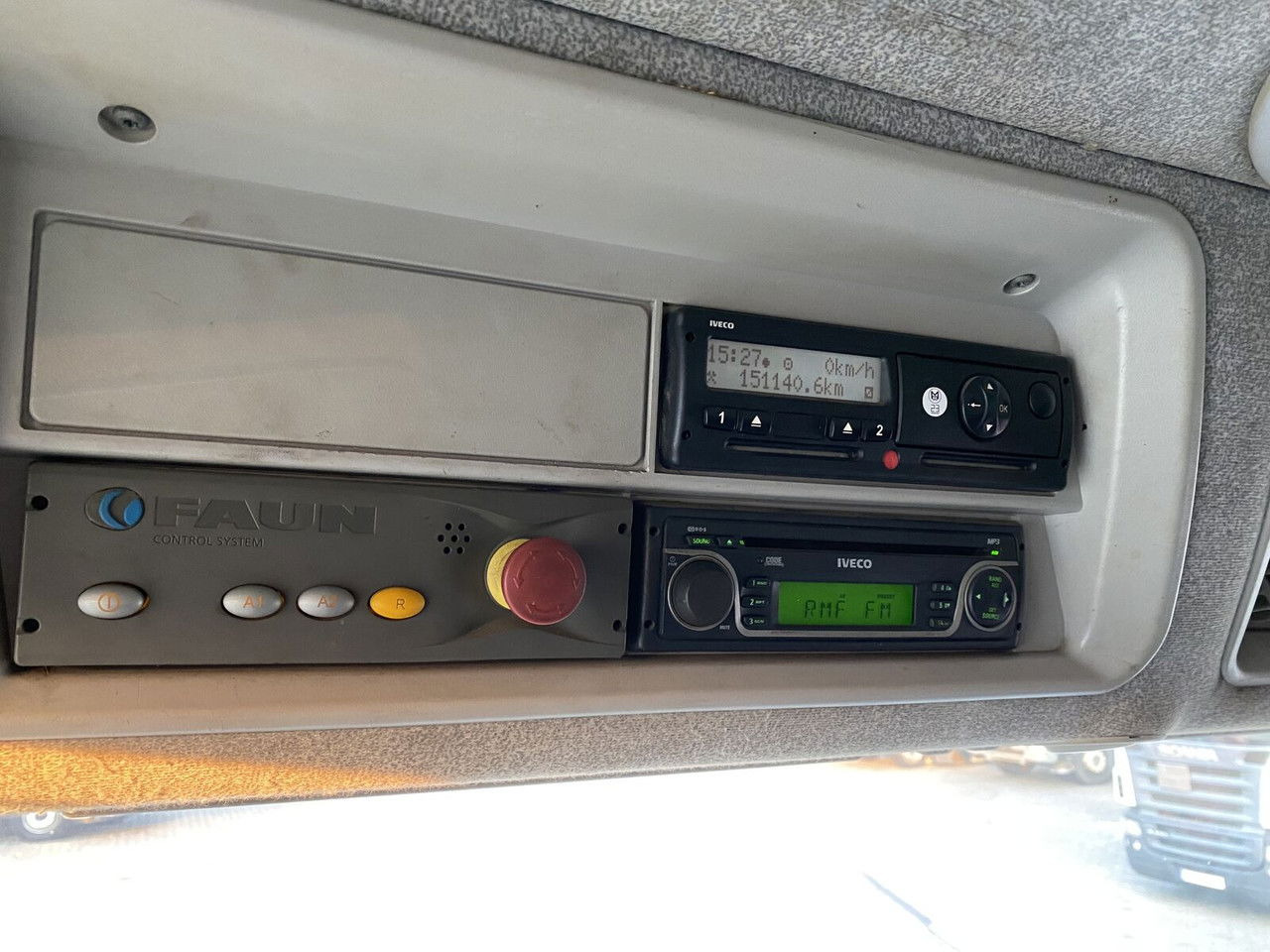 Benne à ordures ménagères Iveco Stralis 330 EEV: photos 27