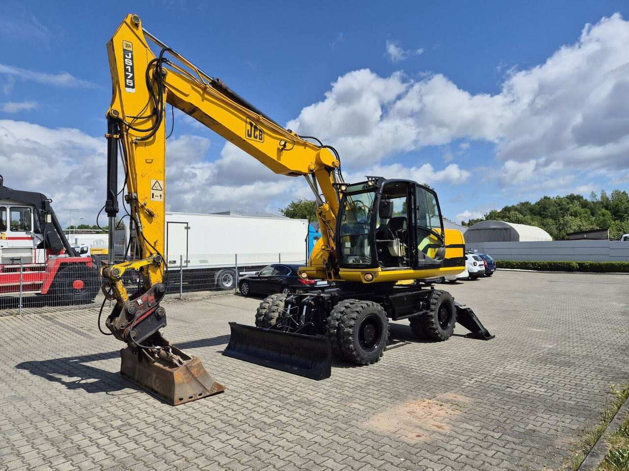 JCB JS 175 W / NEW Tire / 1 Owner / Serviced - Pelle sur pneus: photos 3 JCB JS 175 W / NEW Tire / 1 Owner / Serviced - Pelle sur pneus: photos 3