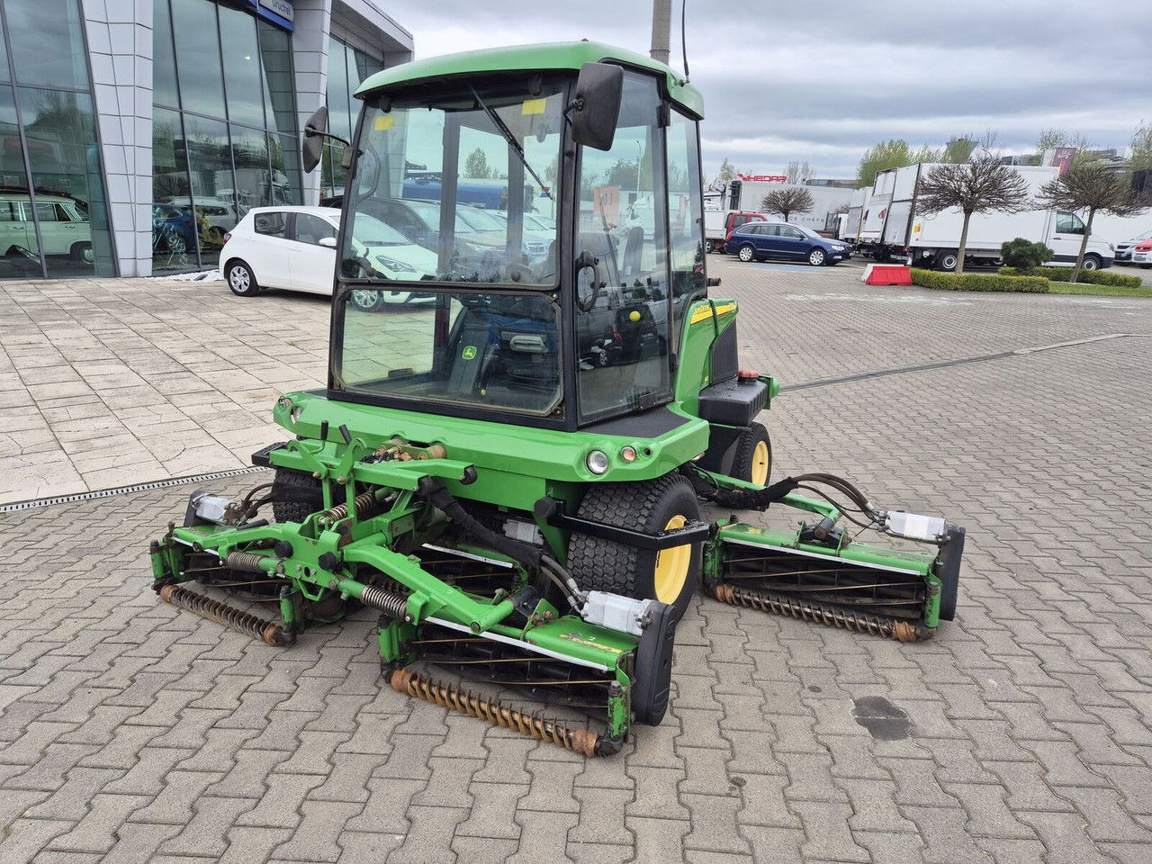John Deere 1905 4WD / 2010 / Serviced / Cabin - Motofaucheuse: photos 2 John Deere 1905 4WD / 2010 / Serviced / Cabin - Motofaucheuse: photos 2