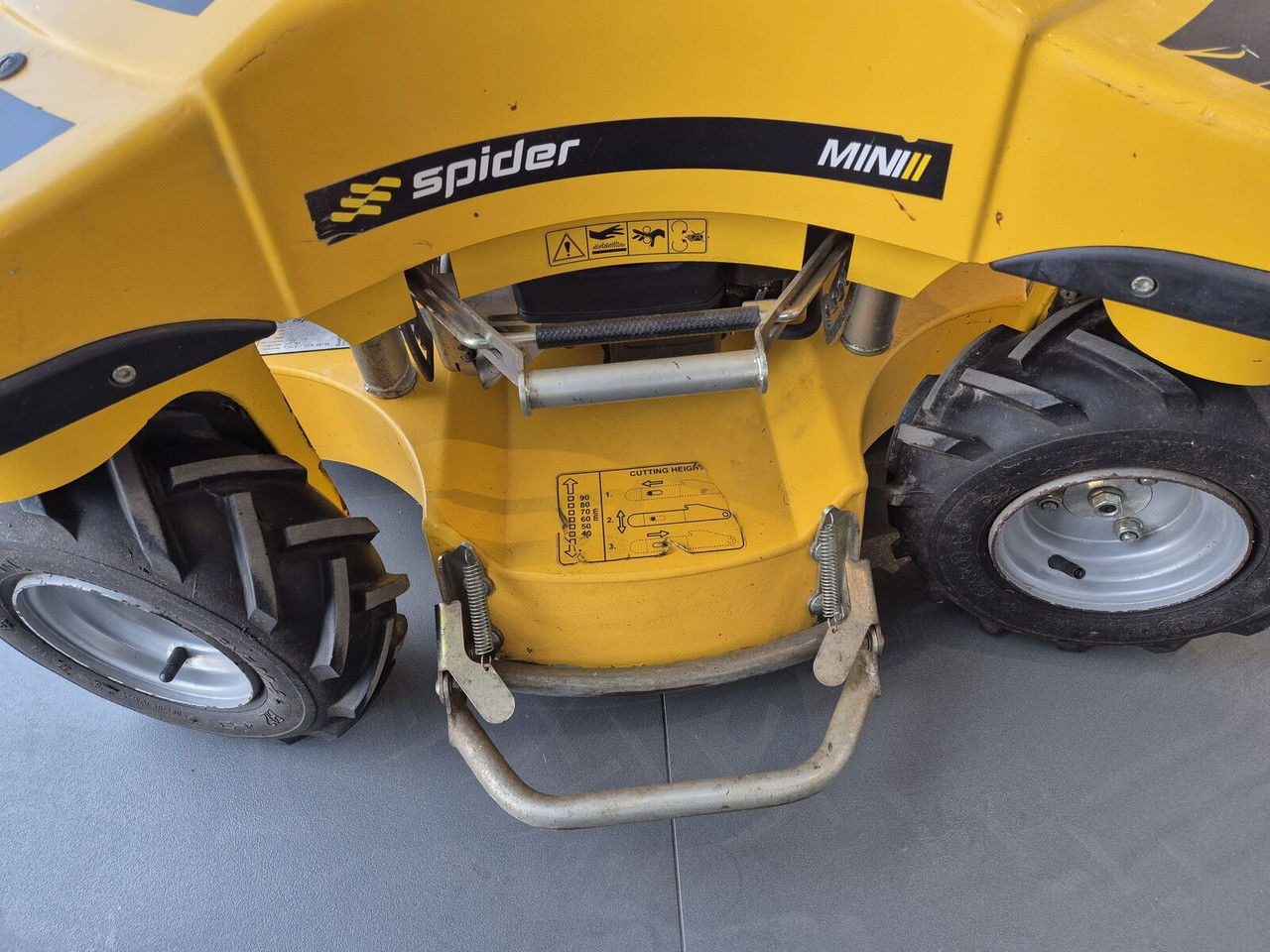 Spider MINI Mini Spider II — crédit-bail Spider MINI Mini Spider II: photos 13 Spider MINI Mini Spider II — crédit-bail Spider MINI Mini Spider II: photos 13
