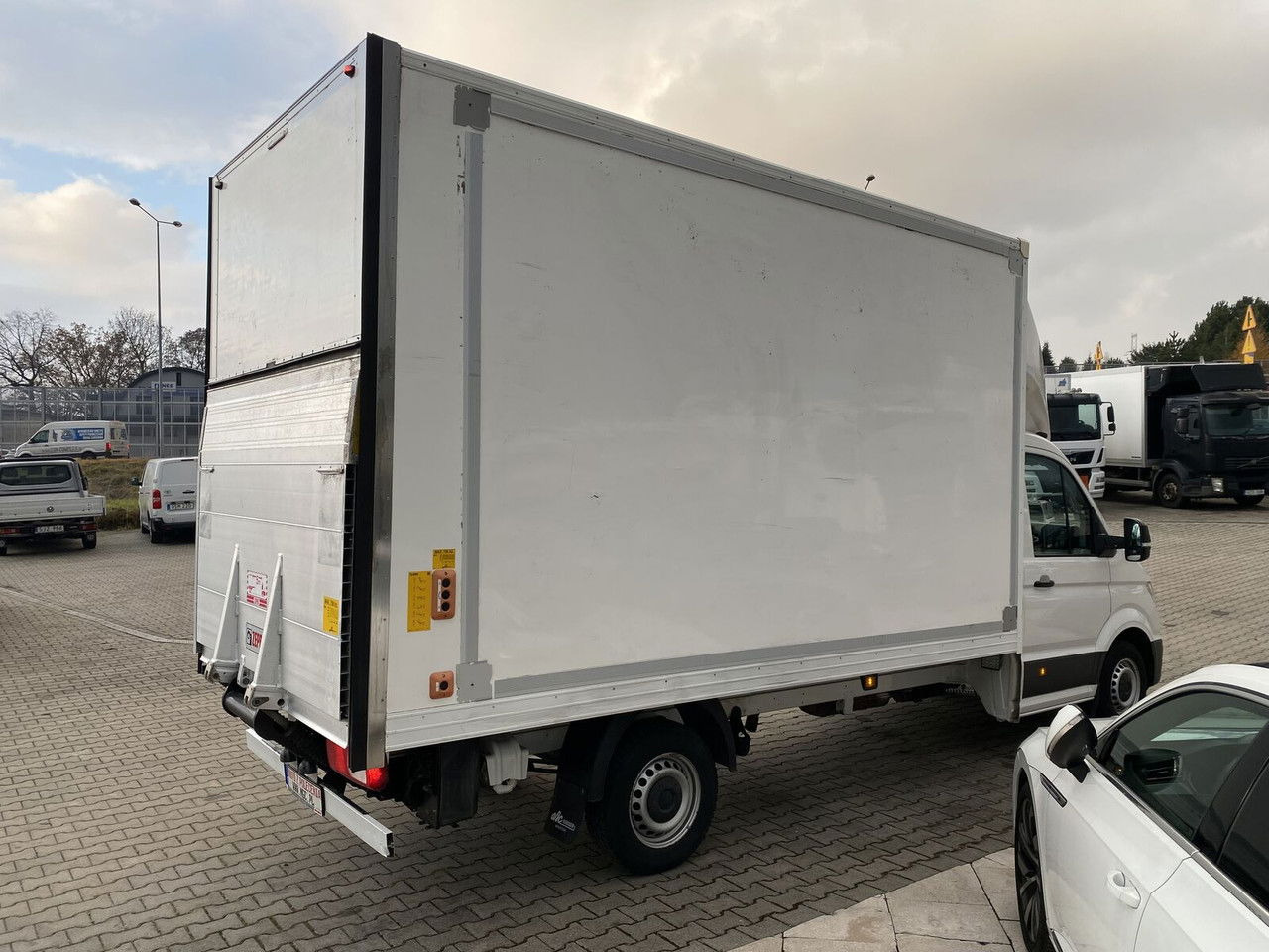 Volkswagen Crafter 2.0 TDI 177HP / High Container / Lift 750KG / Super Cond Volkswagen Crafter 2.0 TDI 177HP / High Container / Lift 750KG / Super Cond — crédit-bail Volkswagen Crafter 2.0 TDI 177HP / High Container / Lift 750KG / Super Cond Volkswagen Crafter 2.0 TDI 177HP / High Container / Lift 750KG / Super Cond: photos 6