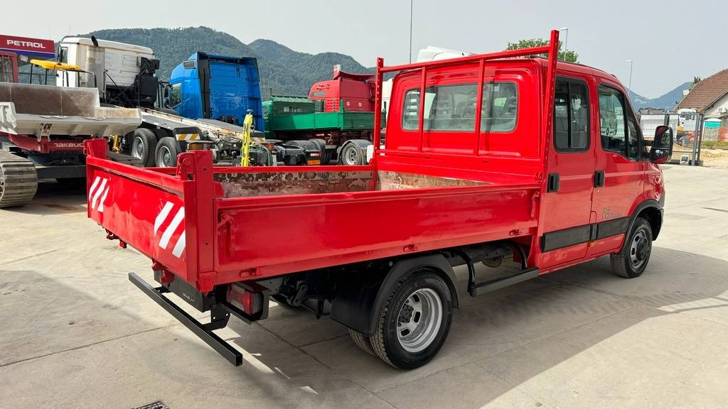 Iveco Daily 35C13 tipper - ac - Utilitaire benne, Utilitaire double cabine: photos 3 Iveco Daily 35C13 tipper - ac - Utilitaire benne, Utilitaire double cabine: photos 3