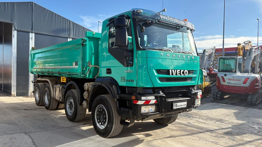 Iveco Trakker AD340T45 8x4 bordmatic tipper - retarder - Camion benne: photos 2 Iveco Trakker AD340T45 8x4 bordmatic tipper - retarder - Camion benne: photos 2
