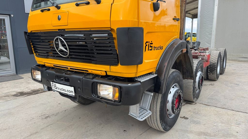 Mercedes-Benz 3228 8x4 chassis - v8 - Châssis cabine: photos 2 Mercedes-Benz 3228 8x4 chassis - v8 - Châssis cabine: photos 2