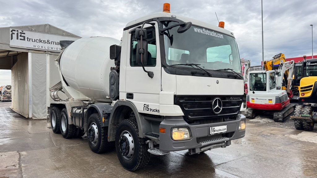 Mercedes-Benz Actros 3536 8x4 stetter schwing mixer 9m3 - Camion malaxeur: photos 3 Mercedes-Benz Actros 3536 8x4 stetter schwing mixer 9m3 - Camion malaxeur: photos 3