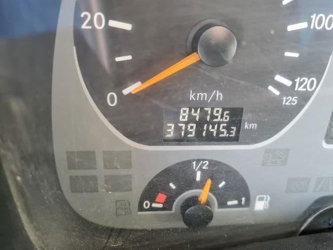 Mercedes-Benz Actros 4144 K 8x4 3 sided tipper - 1st owner - Camion benne: photos 3 Mercedes-Benz Actros 4144 K 8x4 3 sided tipper - 1st owner - Camion benne: photos 3