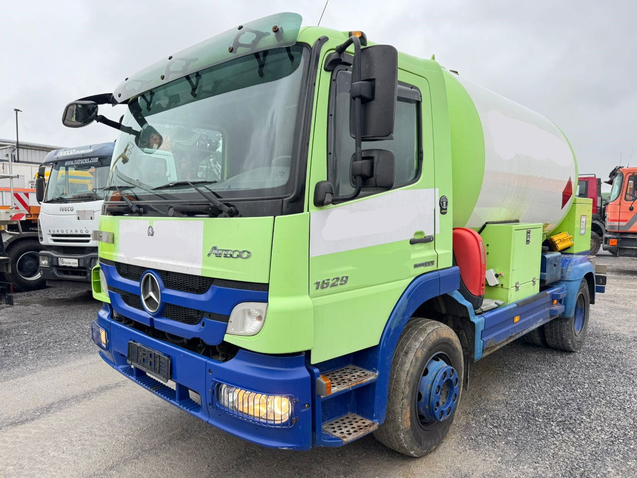 Mercedes-Benz Atego 1529 K 4X2 LPG Omsp Macola P27BN 11.000L - Camion citerne: photos 1 Mercedes-Benz Atego 1529 K 4X2 LPG Omsp Macola P27BN 11.000L - Camion citerne: photos 1