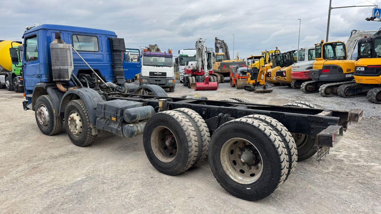 Scania 113H 310 8x4 chassis - full spring - Châssis cabine: photos 5 Scania 113H 310 8x4 chassis - full spring - Châssis cabine: photos 5