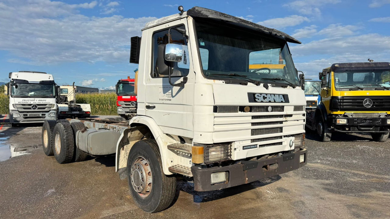 Scania P113-310 6x4 chassis - complete spring - Châssis cabine: photos 2 Scania P113-310 6x4 chassis - complete spring - Châssis cabine: photos 2