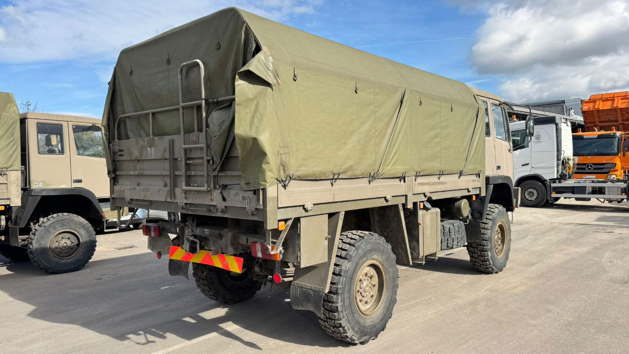 Steyr 12M18 4X4 stake body - truck - Camion à rideaux coulissants: photos 4 Steyr 12M18 4X4 stake body - truck - Camion à rideaux coulissants: photos 4