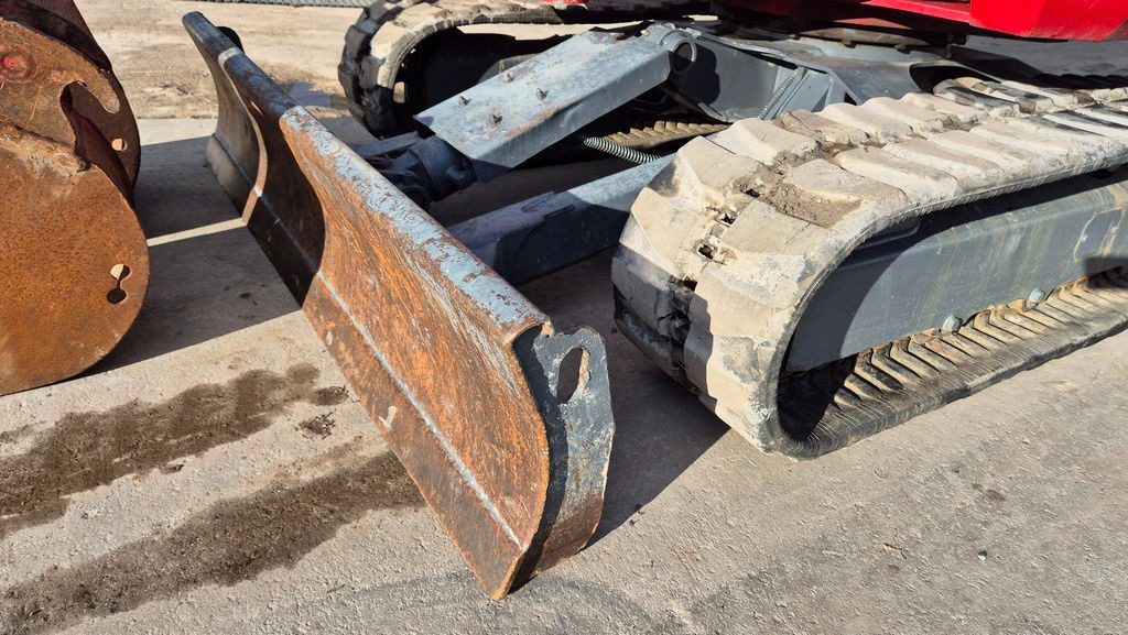 Takeuchi TB138FR - Powertilt - 3X Buckets - 2015 Year - Mini pelle: photos 5 Takeuchi TB138FR - Powertilt - 3X Buckets - 2015 Year - Mini pelle: photos 5