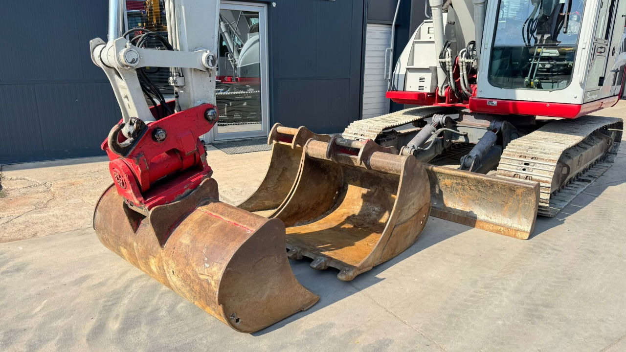 Takeuchi TB2150 - 2017 Year - 7525 Hours - Powertilt - Pelle sur chenille: photos 5 Takeuchi TB2150 - 2017 Year - 7525 Hours - Powertilt - Pelle sur chenille: photos 5