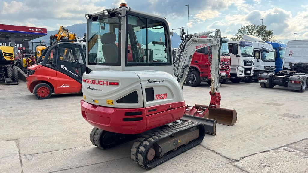 Takeuchi TB230 - Powertilt - 3X Buckets - 2021 Year - TOP - Mini pelle: photos 3 Takeuchi TB230 - Powertilt - 3X Buckets - 2021 Year - TOP - Mini pelle: photos 3