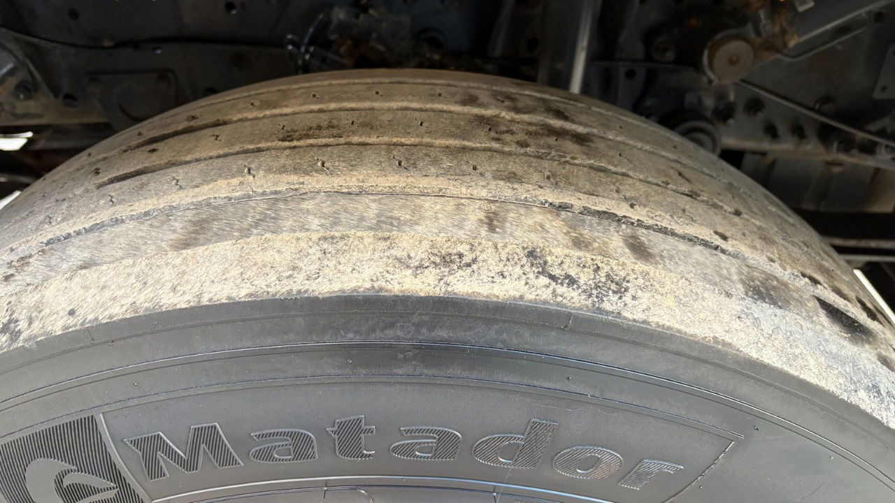 Mercedes-Benz Actros 1846 4x2 tractor unit - retarder - Tracteur routier: photos 5 Mercedes-Benz Actros 1846 4x2 tractor unit - retarder - Tracteur routier: photos 5