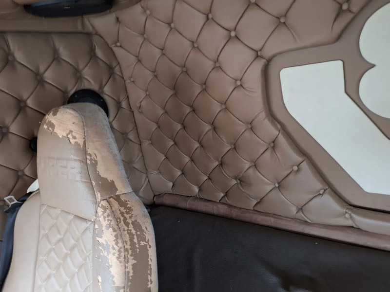 Tracteur routier Scania R580 V8 R580 V8: photos 13 Tracteur routier Scania R580 V8 R580 V8: photos 13