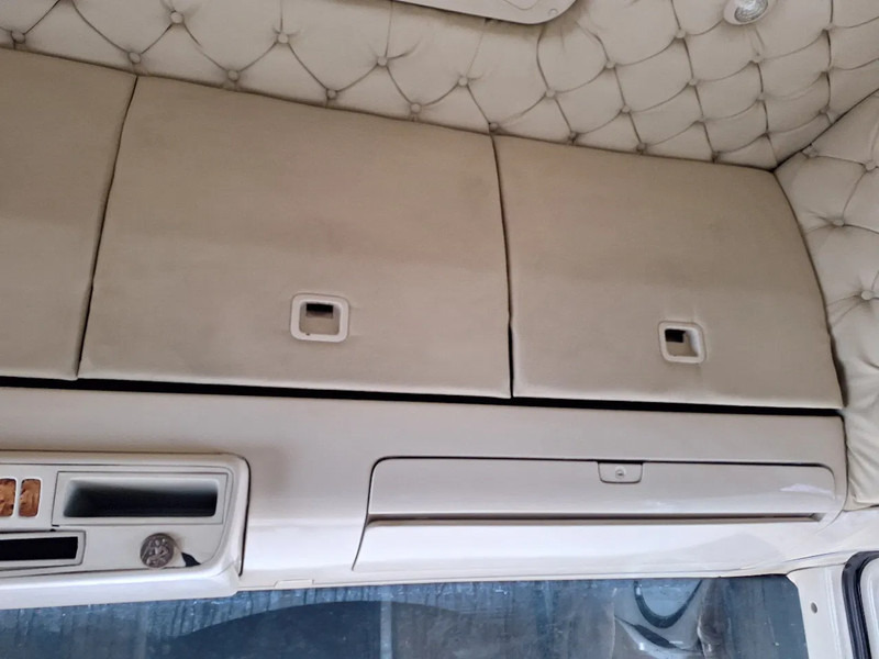 Tracteur routier Scania R580 V8 R580 V8: photos 10 Tracteur routier Scania R580 V8 R580 V8: photos 10