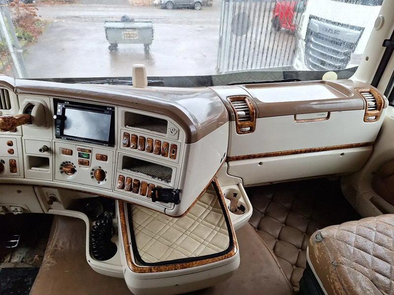 Tracteur routier Scania R580 V8 R580 V8: photos 8 Tracteur routier Scania R580 V8 R580 V8: photos 8