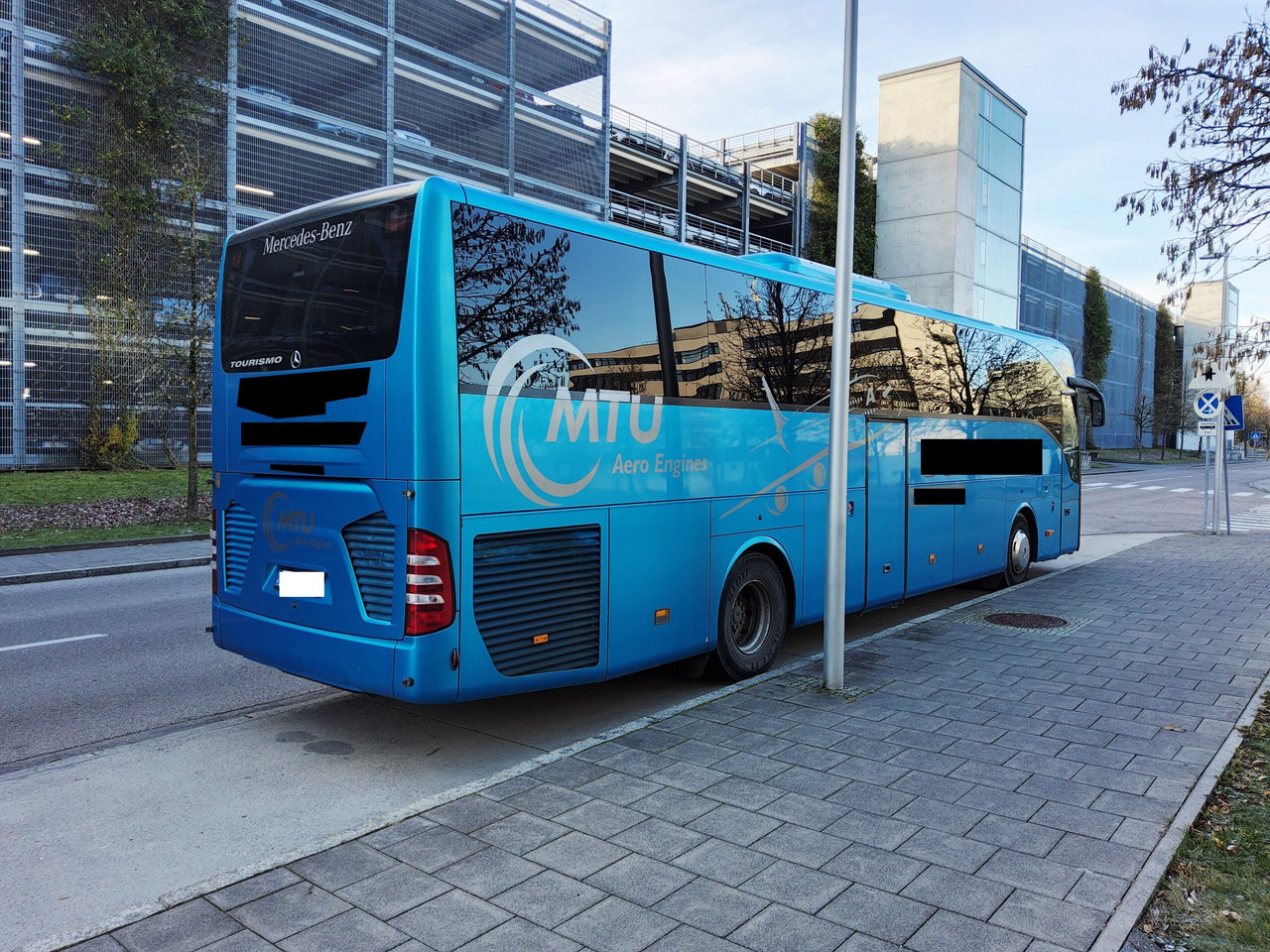 Mercedes Benz Tourismo 15 RHD 56 Sitze / kein WC / großer Kofferraum - Autocar: photos 4 Mercedes Benz Tourismo 15 RHD 56 Sitze / kein WC / großer Kofferraum - Autocar: photos 4