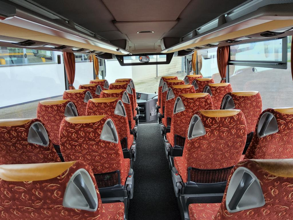 Bus interurbain Setra S 415 UL/GT 53+2+1 / ZF / 354 PS: photos 9