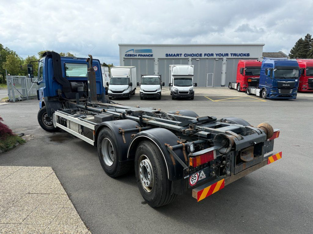DAF CF85.380 6x2 EURO 3 — crédit-bail DAF CF85.380 6x2 EURO 3: photos 8