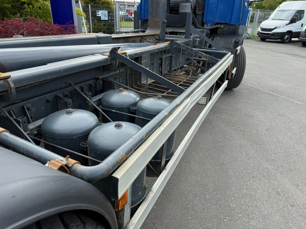 DAF CF85.380 6x2 EURO 3 — crédit-bail DAF CF85.380 6x2 EURO 3: photos 15