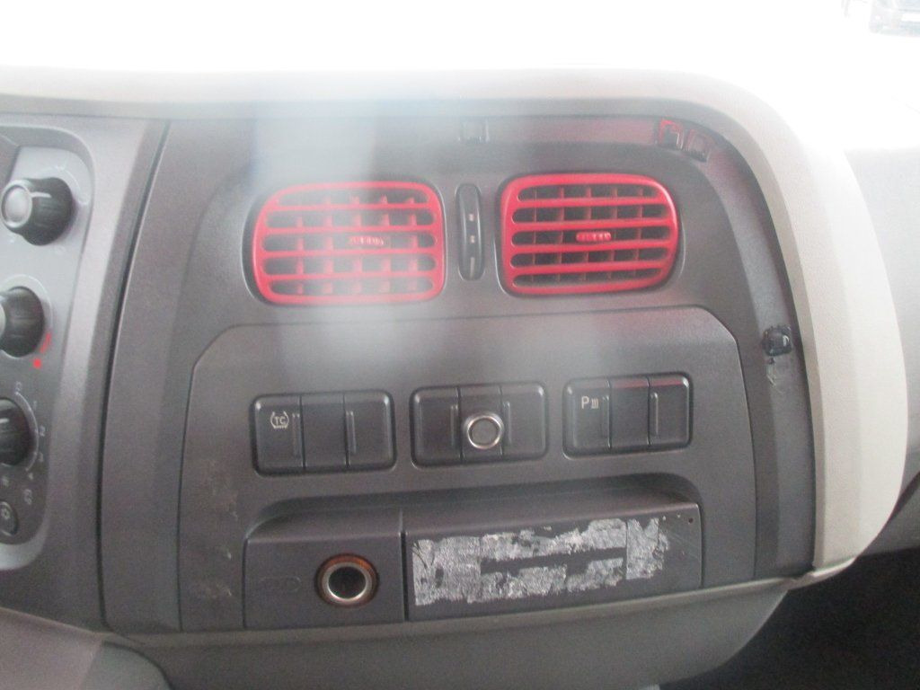 DAF LF 12.260 — crédit-bail DAF LF 12.260: photos 16 DAF LF 12.260 — crédit-bail DAF LF 12.260: photos 16