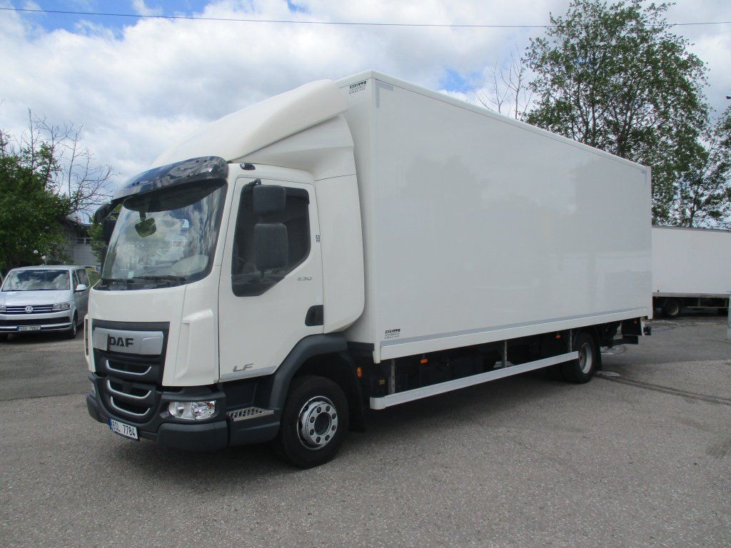 DAF LF 230 Dhollandia 2T - Camion fourgon: photos 3 DAF LF 230 Dhollandia 2T - Camion fourgon: photos 3