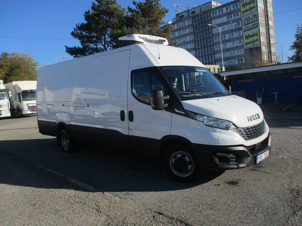 Iveco Daily 35C16 - Utilitaire frigorifique: photos 2 Iveco Daily 35C16 - Utilitaire frigorifique: photos 2