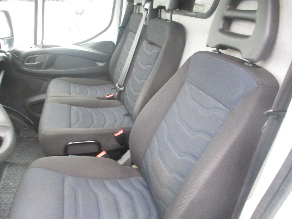 Utilitaire frigorifique Iveco Daily 35C16: photos 13