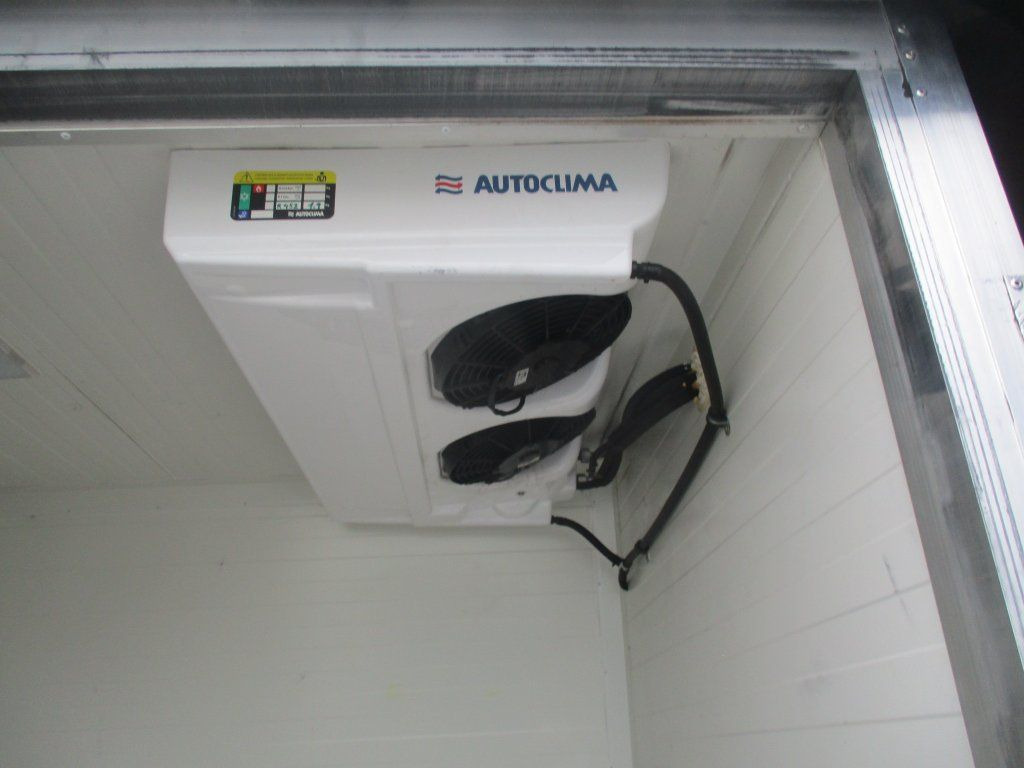 Utilitaire frigorifique Iveco Daily 35C16: photos 8