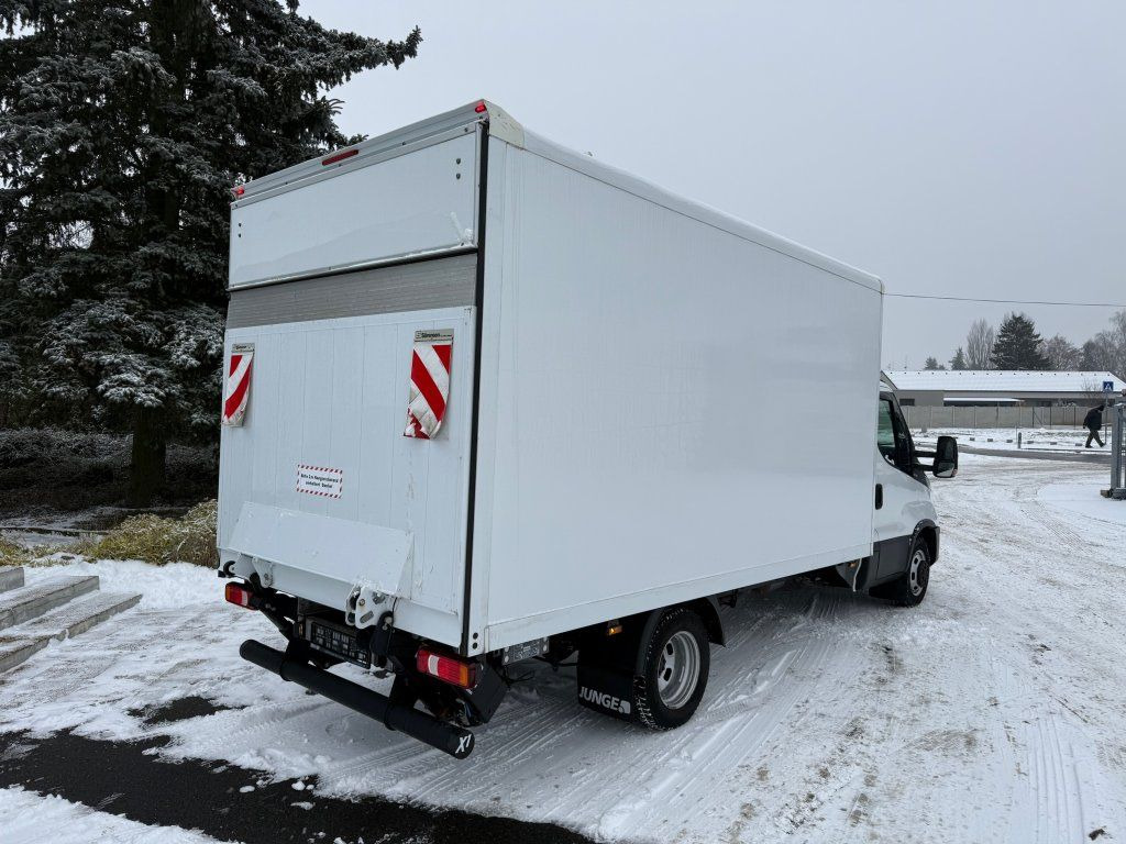 Iveco Daily 35C16 - Fourgon grand volume: photos 4 Iveco Daily 35C16 - Fourgon grand volume: photos 4