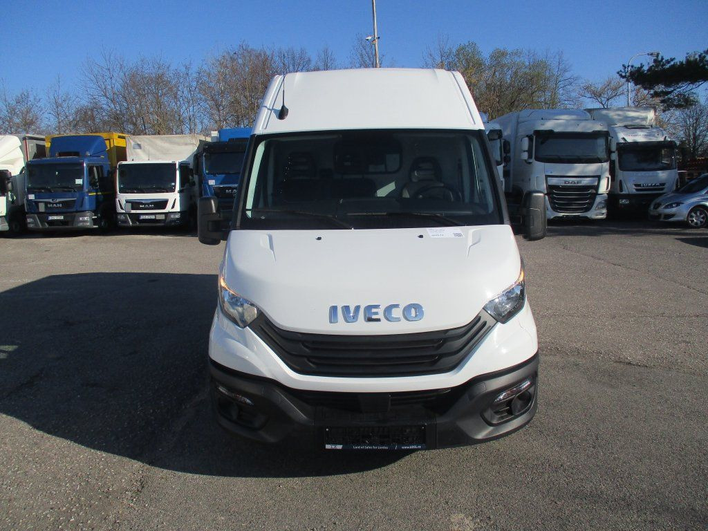 Iveco Daily 35S16 - Fourgon utilitaire: photos 2 Iveco Daily 35S16 - Fourgon utilitaire: photos 2