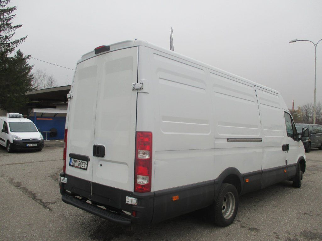 Iveco Daily 50C15 Carrier  350 - Utilitaire frigorifique: photos 5 Iveco Daily 50C15 Carrier  350 - Utilitaire frigorifique: photos 5