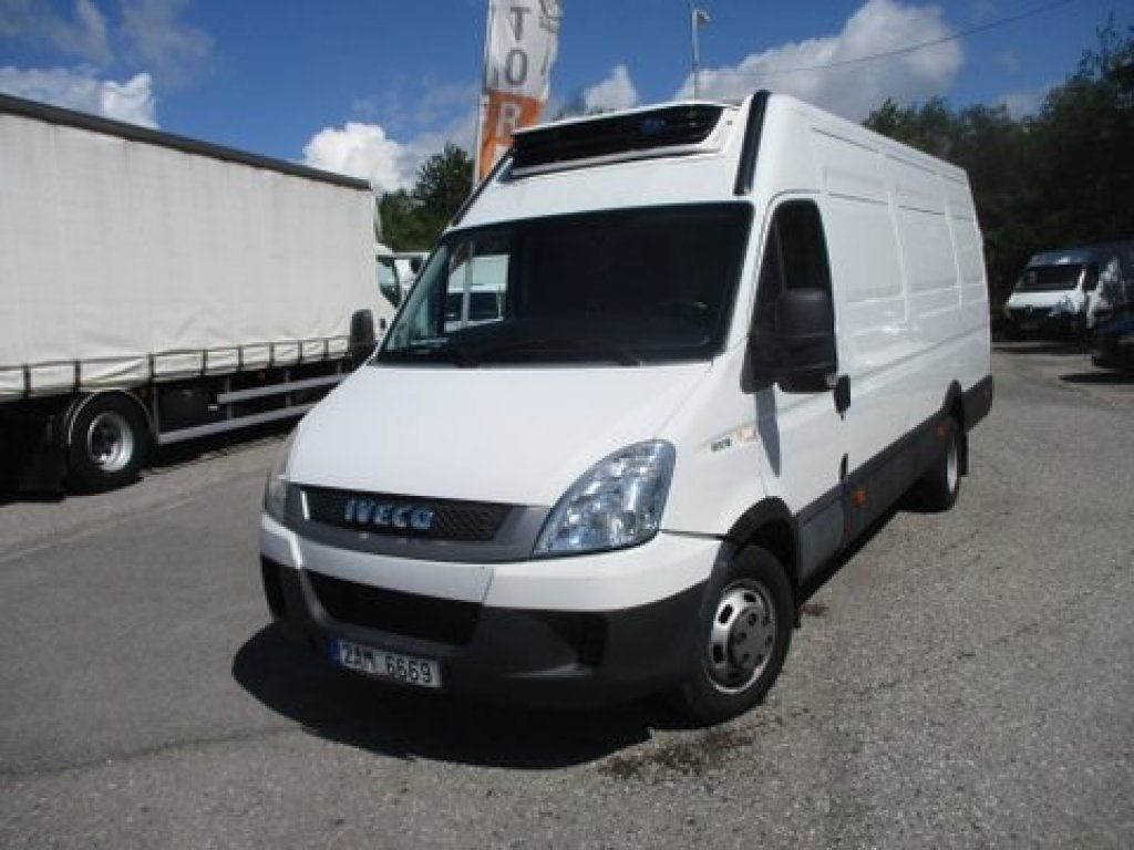 Iveco Daily 50C15 Carrier  350 - Utilitaire frigorifique: photos 2 Iveco Daily 50C15 Carrier  350 - Utilitaire frigorifique: photos 2