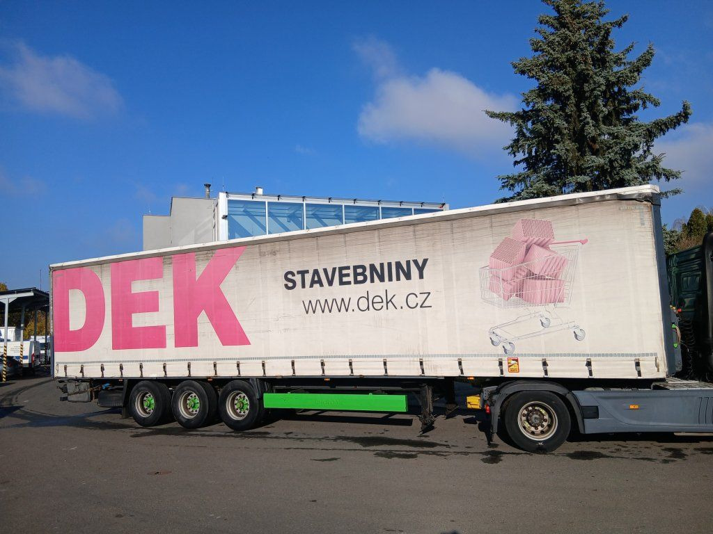 Krone SD - Semi-remorque rideaux coulissants: photos 2 Krone SD - Semi-remorque rideaux coulissants: photos 2