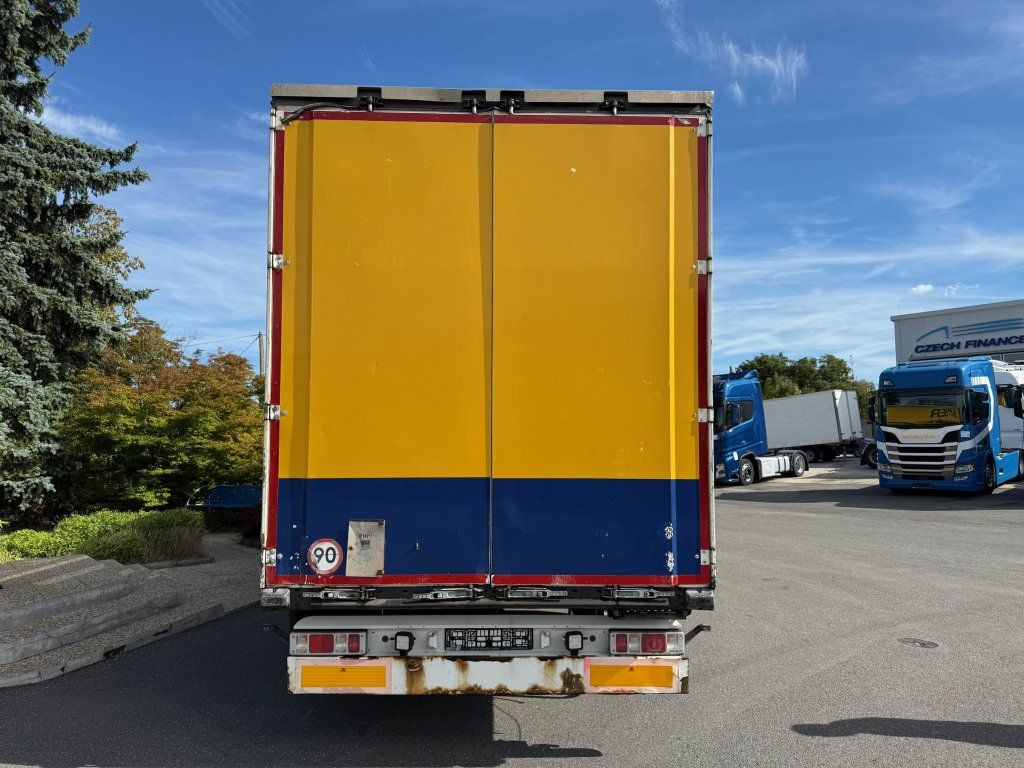 Krone SD - Semi-remorque rideaux coulissants: photos 3 Krone SD - Semi-remorque rideaux coulissants: photos 3