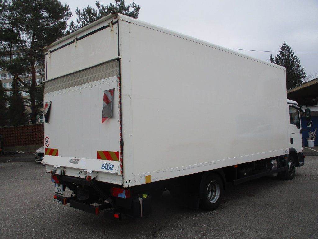 MAN TGL 7.180 - Fourgon grand volume: photos 4 MAN TGL 7.180 - Fourgon grand volume: photos 4