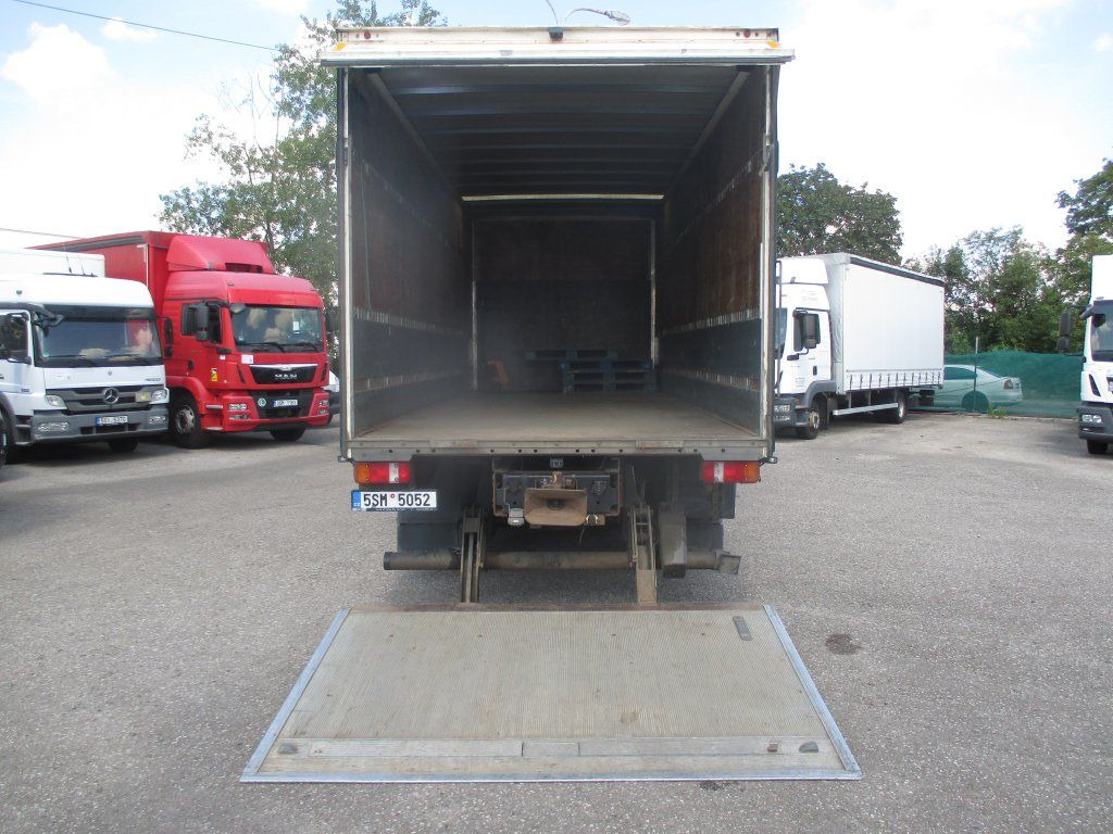 MAN TGS 26.440 6x2 - Camion fourgon: photos 3 MAN TGS 26.440 6x2 - Camion fourgon: photos 3