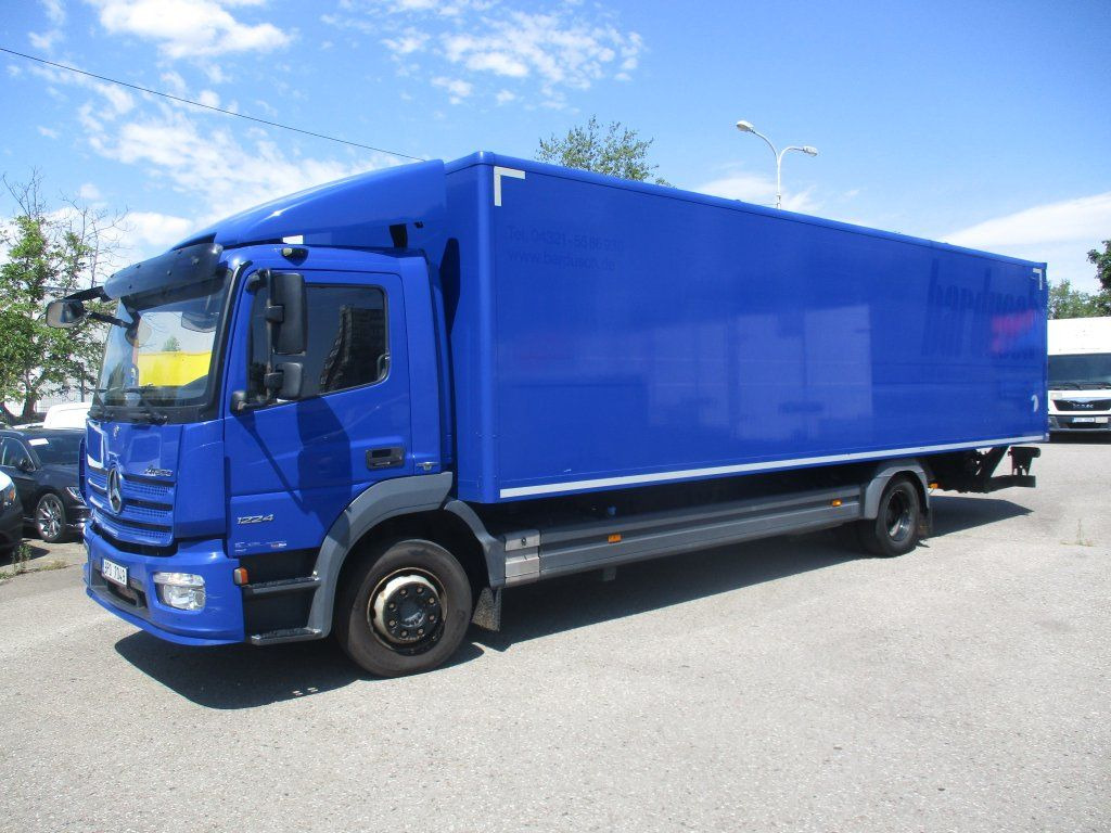 Mercedes-Benz Atego 1224 mit LBW - Camion frigorifique: photos 1 Mercedes-Benz Atego 1224 mit LBW - Camion frigorifique: photos 1