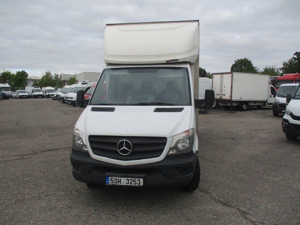 Mercedes-Benz Sprinter 513 CDi mit LBW Mercedes-Benz Sprinter 513 CDi mit LBW - Fourgon grand volume: photos 3 Mercedes-Benz Sprinter 513 CDi mit LBW Mercedes-Benz Sprinter 513 CDi mit LBW - Fourgon grand volume: photos 3