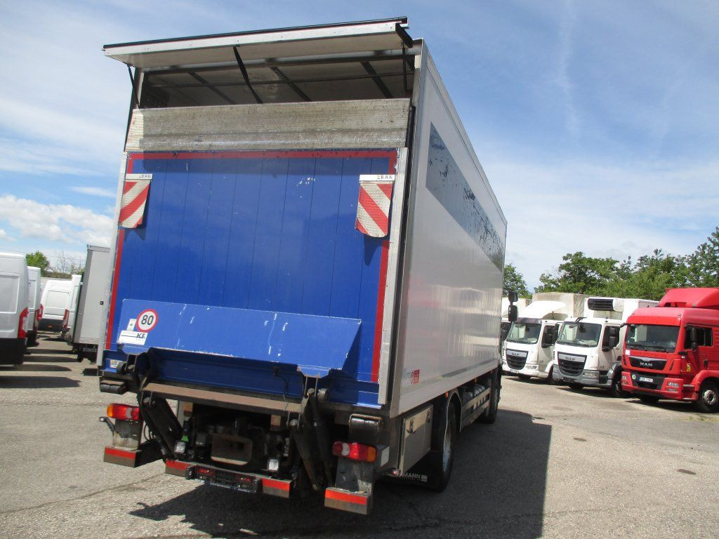 Renault Premium 460 - Camion frigorifique: photos 4 Renault Premium 460 - Camion frigorifique: photos 4