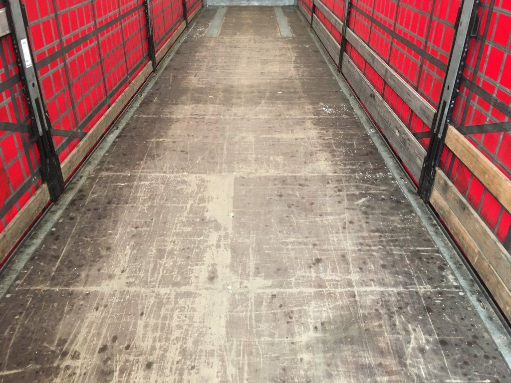 Semi-remorque rideaux coulissants Schmitz Cargobull SCB*S3T standard/lifting roof/Hubdach 2,70-2,85m: photos 9 Semi-remorque rideaux coulissants Schmitz Cargobull SCB*S3T standard/lifting roof/Hubdach 2,70-2,85m: photos 9