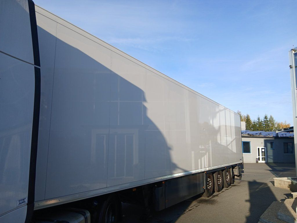 Schmitz Cargobull SKO24 Thermo King SLXe300 - Semi-remorque fourgon: photos 5 Schmitz Cargobull SKO24 Thermo King SLXe300 - Semi-remorque fourgon: photos 5